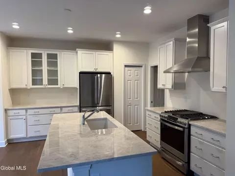 1 Lavender Way # B, Ballston Lake, NY 12019