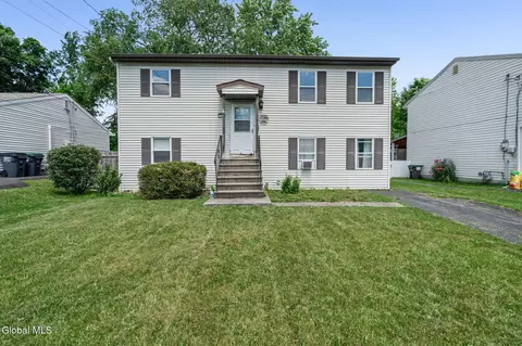 52 Broadway, Latham, NY 12110
