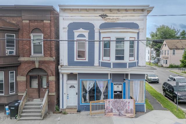 3367 6th Ave, Troy, NY 12180