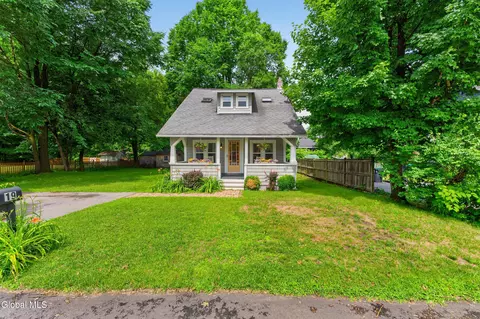 19 Martin Ave, Ballston Spa, NY 12020