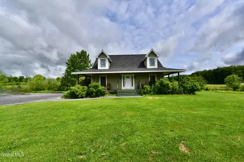 605 Plummer Rd, Ballston Spa, NY 12020