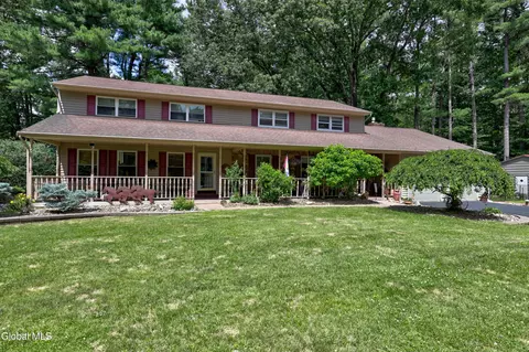 4 Pine Knoll Dr, Saratoga Springs, NY 12866