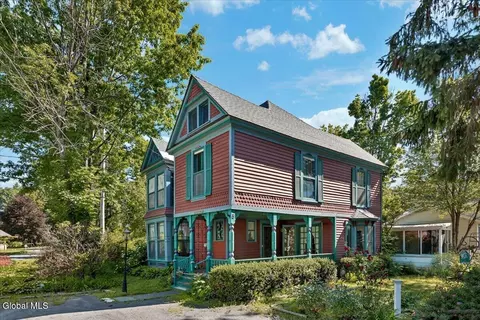 5 Albany Ave, Round Lake, NY 12151