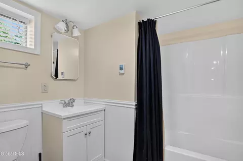 Bath - 90 Elsmere Ave, Delmar, NY 12054 photo 7 of 7