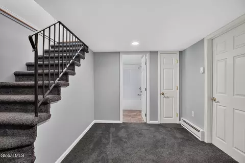Entry Way - 90 Elsmere Ave, Delmar, NY 12054 photo 4 of 4
