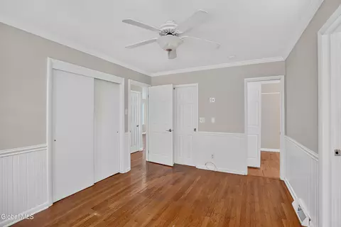Bedroom - 90 Elsmere Ave, Delmar, NY 12054 photo 3 of 7