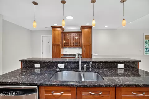 Kitchen - 90 Elsmere Ave, Delmar, NY 12054 photo 3 of 9