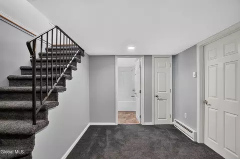 Entry Way - 90 Elsmere Ave, Delmar, NY 12054 photo 3 of 4