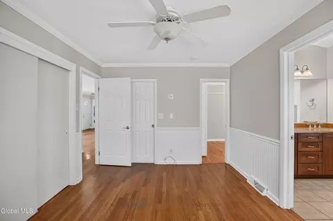 Bedroom - 90 Elsmere Ave, Delmar, NY 12054 photo 4 of 7