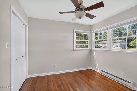 Bedroom - 90 Elsmere Ave, Delmar, NY 12054 photo 5 of 7
