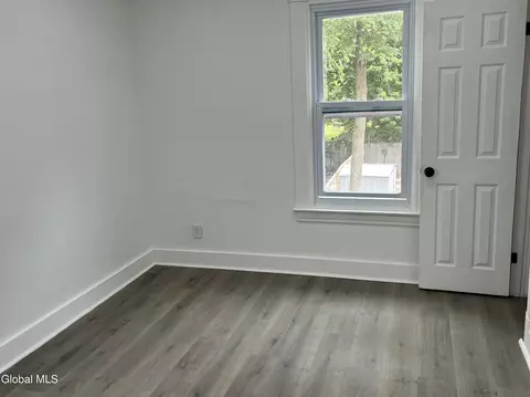 Bedroom - 963 Maple Ave, Schenectady, NY 12307 photo 2 of 3
