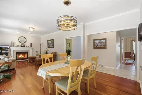 Dining - 27 Mosall Dr, Slingerlands, NY 12159 photo 4 of 5
