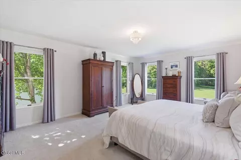 Bedroom - 27 Mosall Dr, Slingerlands, NY 12159 photo 1 of 7