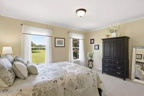 Bedroom - 27 Mosall Dr, Slingerlands, NY 12159 photo 6 of 7