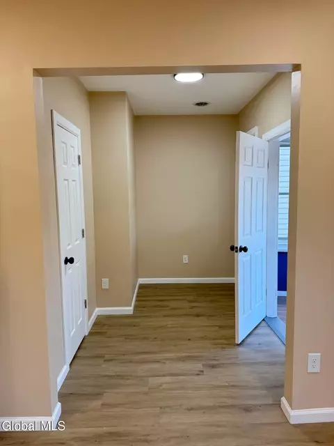 Entry Way - 12 Lomasney Ave, Schenectady, NY 12308 photo 7 of 10