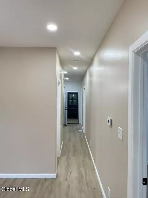 Entry Way - 12 Lomasney Ave, Schenectady, NY 12308 photo 3 of 10
