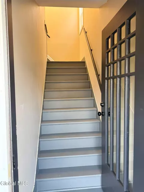 Entry Way - 12 Lomasney Ave, Schenectady, NY 12308 photo 4 of 10
