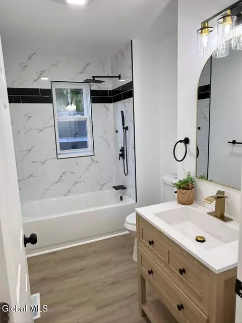 Bath - 12 Lomasney Ave, Schenectady, NY 12308 photo 1 of 3