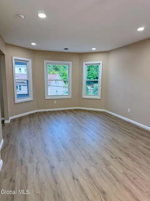 Living - 12 Lomasney Ave, Schenectady, NY 12308 photo 3 of 5