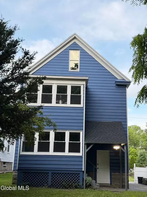 Exterior - 12 Lomasney Ave, Schenectady, NY 12308 photo 9 of 11