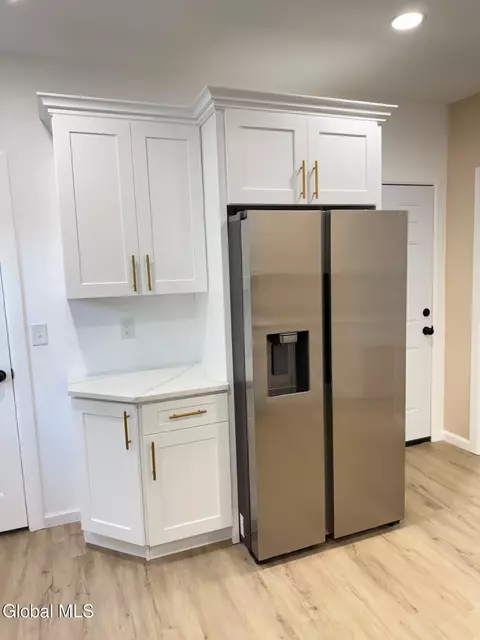 Kitchen - 12 Lomasney Ave, Schenectady, NY 12308 photo 6 of 7