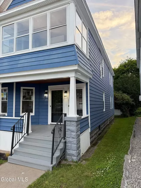 Exterior - 12 Lomasney Ave, Schenectady, NY 12308 photo 2 of 11
