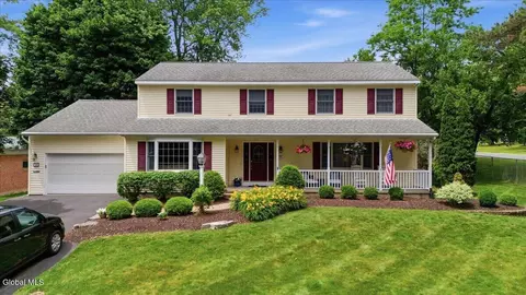 36 Clarendon Rd, Albany, NY 12203