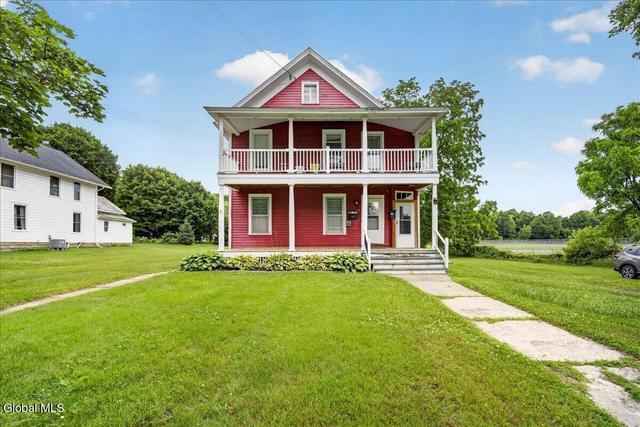28 Woodlawn Ave, Greenwich, NY 12834