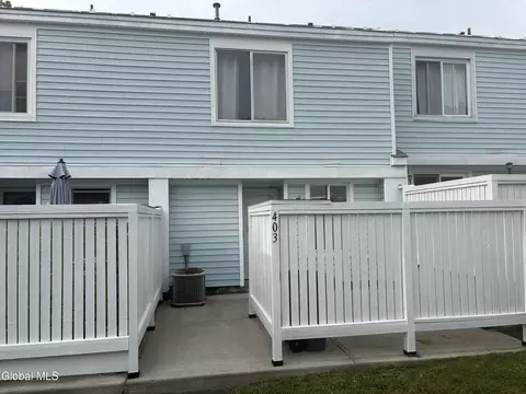 403 Chatham Ct, East Greenbush, NY 12061