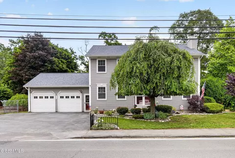 329 E Campbell Rd, Schenectady, NY 12303