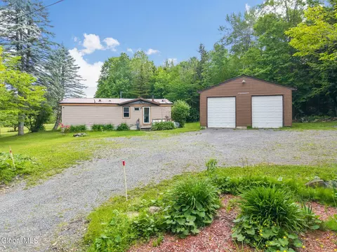 615 Arabia Rd, Jefferson, NY 12093