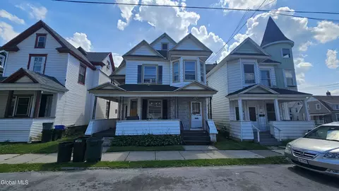 262 Division St, Amsterdam, NY 12010