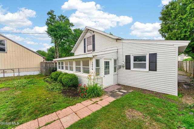 1379 Evergreen Ave, Rotterdam, NY 12306