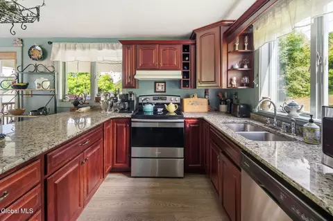 Kitchen - 172 Maple Bush Rd, Cobleskill, NY 12043 photo 3 of 5
