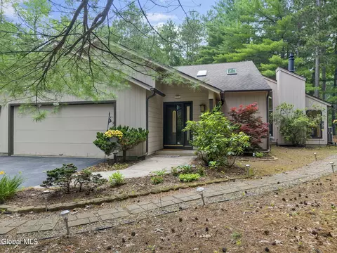 1 May Apple Way, Malta, NY 12020