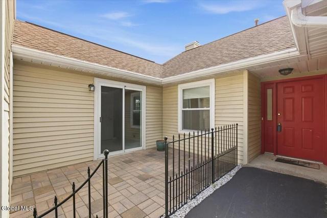 24 Loudonwood E, Loudonville, NY 12211
