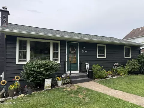 26 S Main St, Berlin, NY 12022