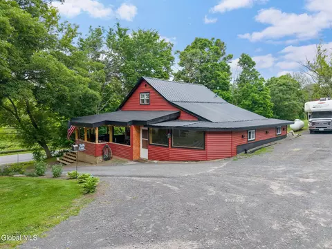 670 Mineral Springs Rd, Cobleskill, NY 12043