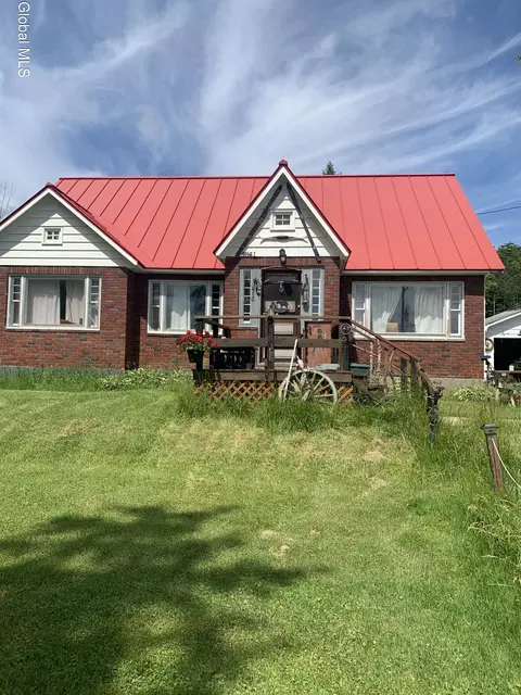 9841 St Rt 4, Whitehall, NY 12887
