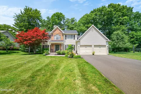 Exterior - 26 Hedgerose Ln, Delmar, NY 12054 photo 6 of 9