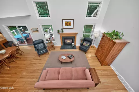 Living - 26 Hedgerose Ln, Delmar, NY 12054 photo 1 of 5