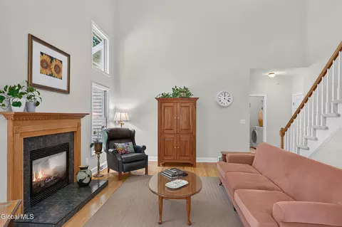 Living - 26 Hedgerose Ln, Delmar, NY 12054 photo 3 of 5