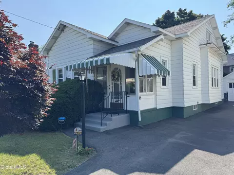 9 Buell St, Albany, NY 12206