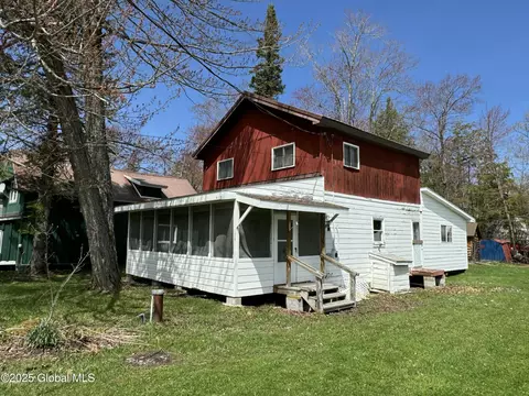 113 Forest Ave, Caroga Lake, NY 12032