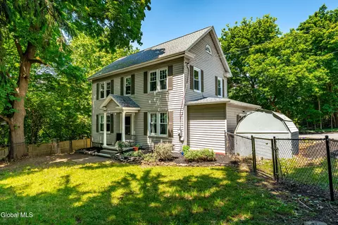 1117 Balltown Rd, Niskayuna, NY 12309