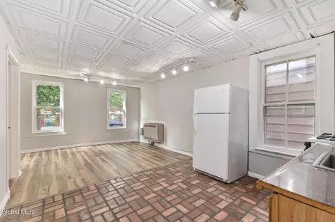 Living - 134 Front St, Schenectady, NY 12305 photo 2 of 4