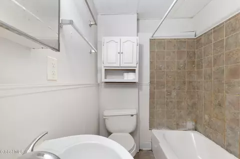 Bath - 134 Front St, Schenectady, NY 12305 photo 1 of 6