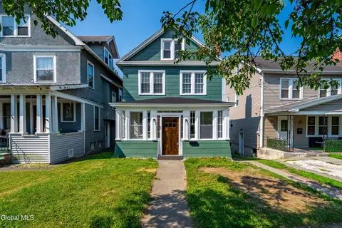 349 Manning Blvd, Albany, NY 12206