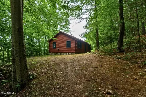 1 Grouse Ridge Rd, Hadley, NY 12835