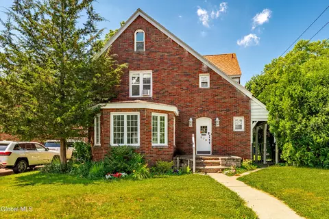 279 S Main Ave, Albany, NY 12208